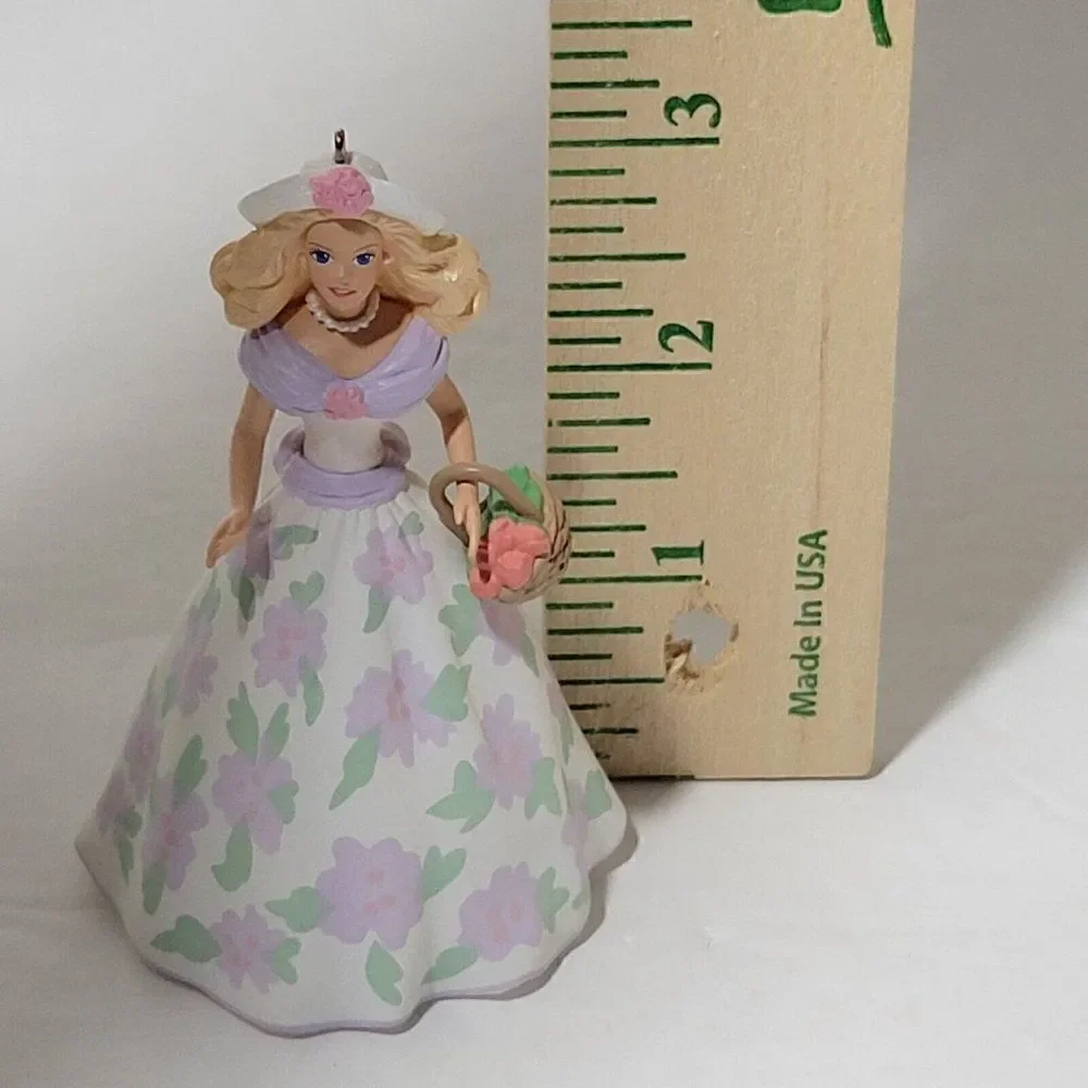 Hallmark Keepsake Ornament Springtime Barbie 1995 Easter Collection Christmas‎